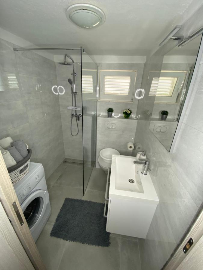 Apartment Carmen Trogir Exteriér fotografie