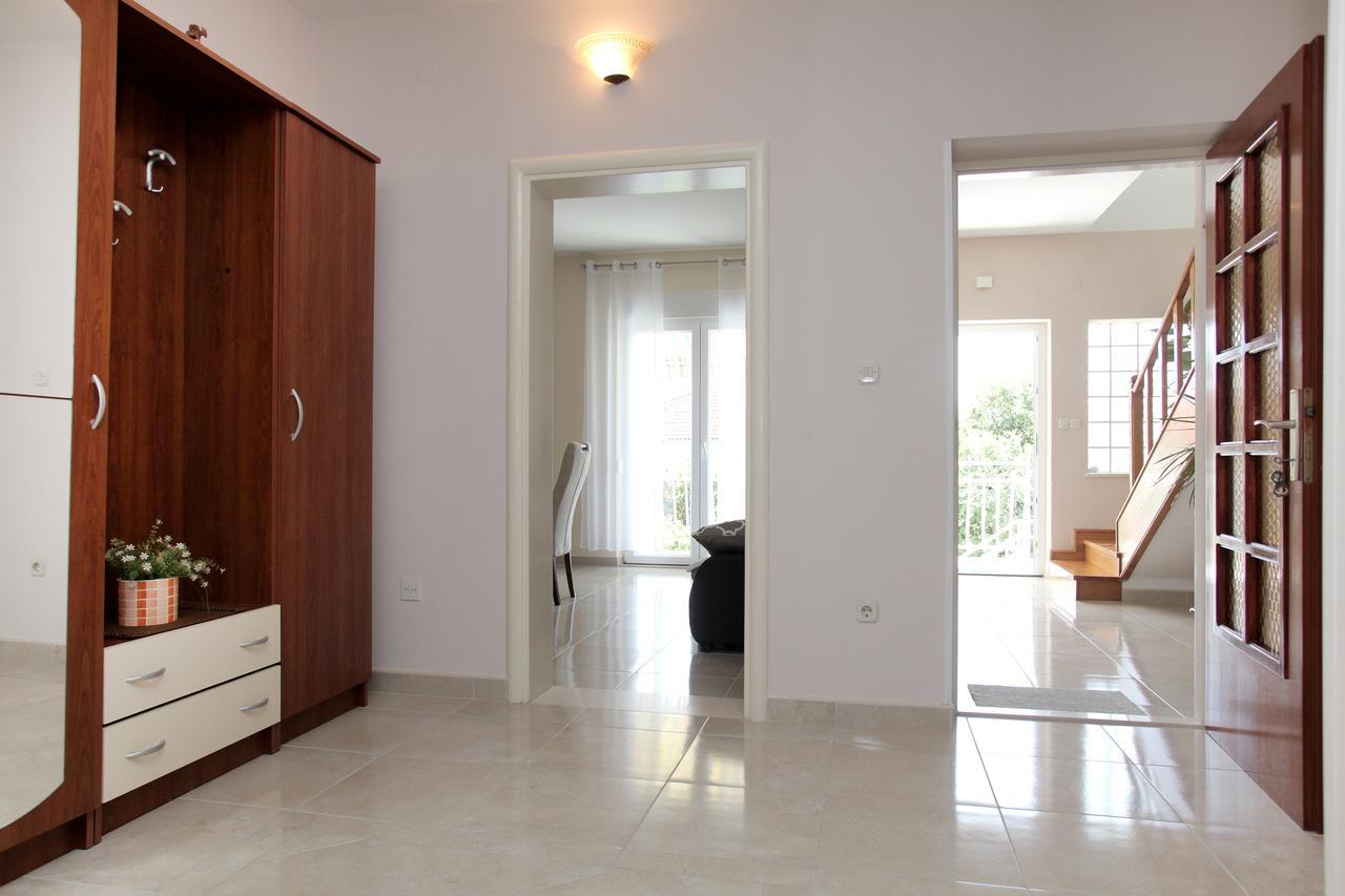 Apartment Carmen Trogir Exteriér fotografie