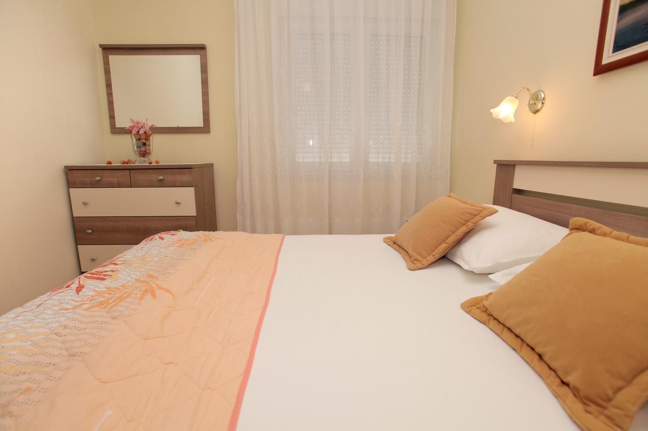 Apartment Carmen Trogir Exteriér fotografie