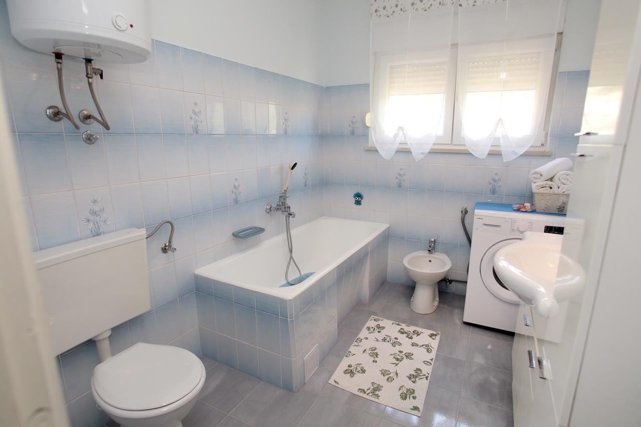 Apartment Carmen Trogir Exteriér fotografie