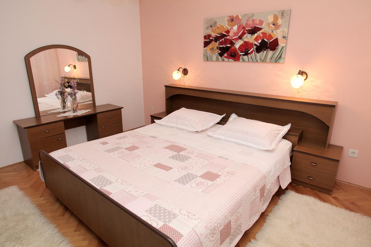 Apartment Carmen Trogir Exteriér fotografie